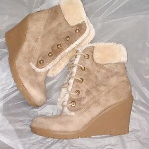 Dolce by Mojo Moxy Women's Boots.